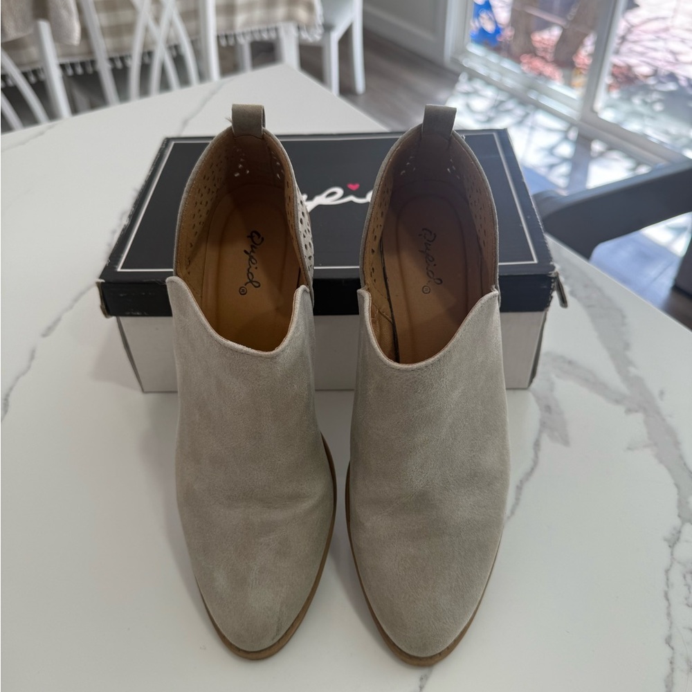 Qupid Light Gray Perforated Suede Ankle Booties - Picture 7 of 8